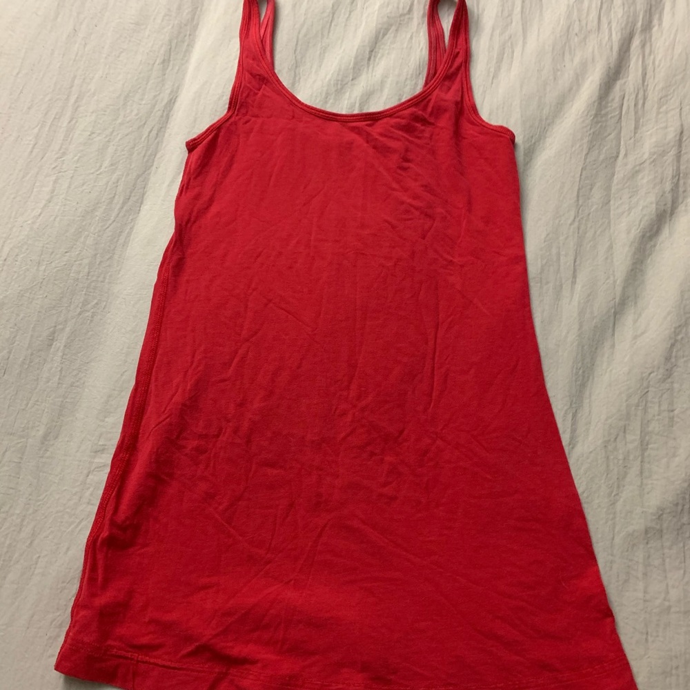 Lululemon tank, size 4